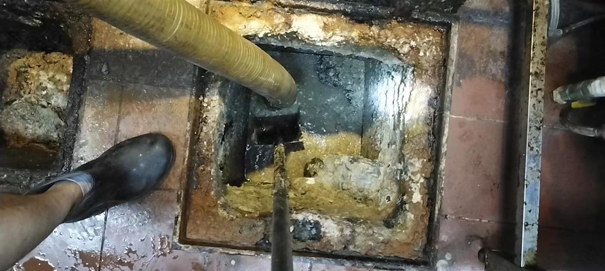 石碣镇污水池清理一般都有毒气，怎么预防中毒呢？