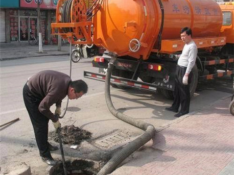 石碣镇清掏化粪池，健康生活从这里开始